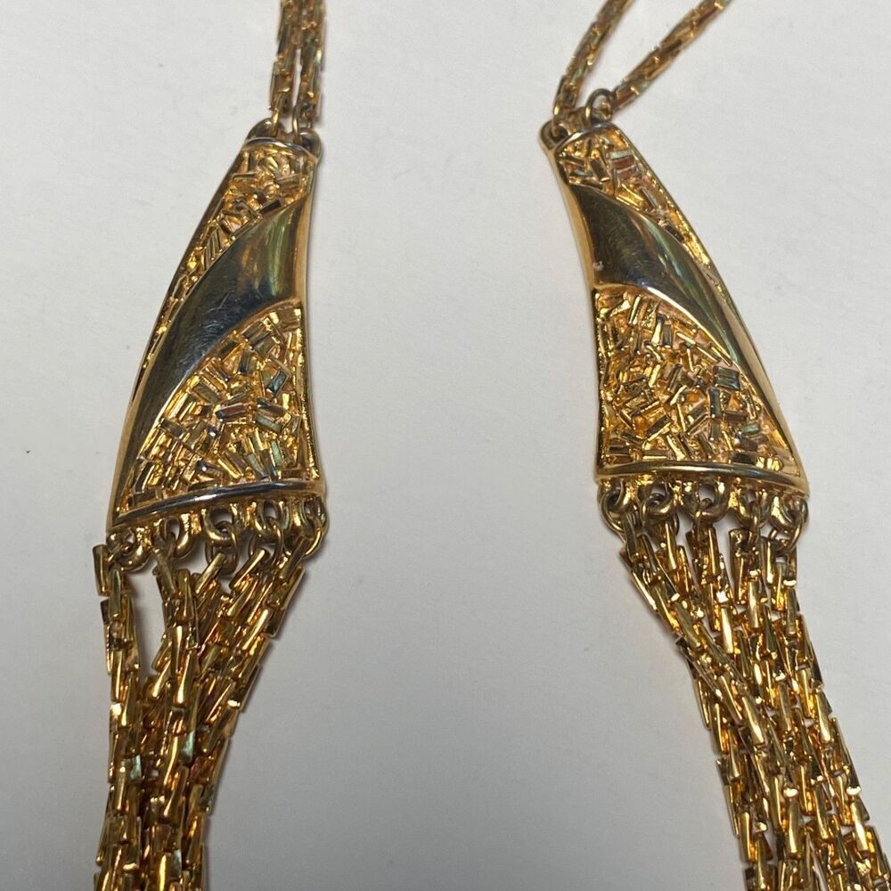 Vintage Crown Trifari Gold Tone Multi-Strand Bib Necklace | 15″ Signed Trifari © - Picture 8 of 9